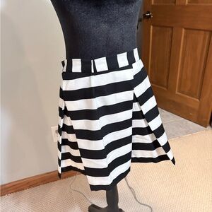 Forever 21 Black and White Striped Skater Skirt